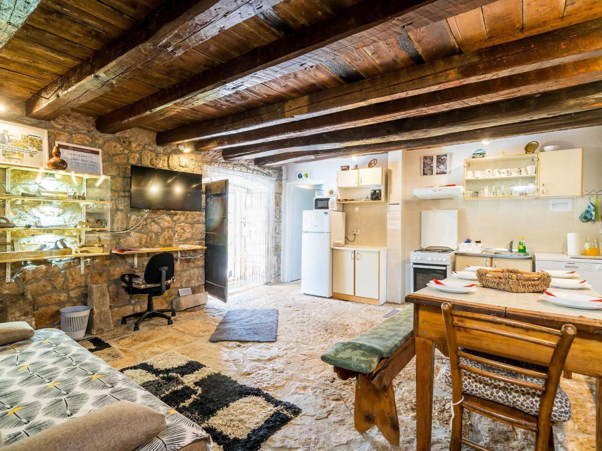House Ko An-Four Bedroom Villa With Terrace And Swimming Pool Gruda Kültér fotó